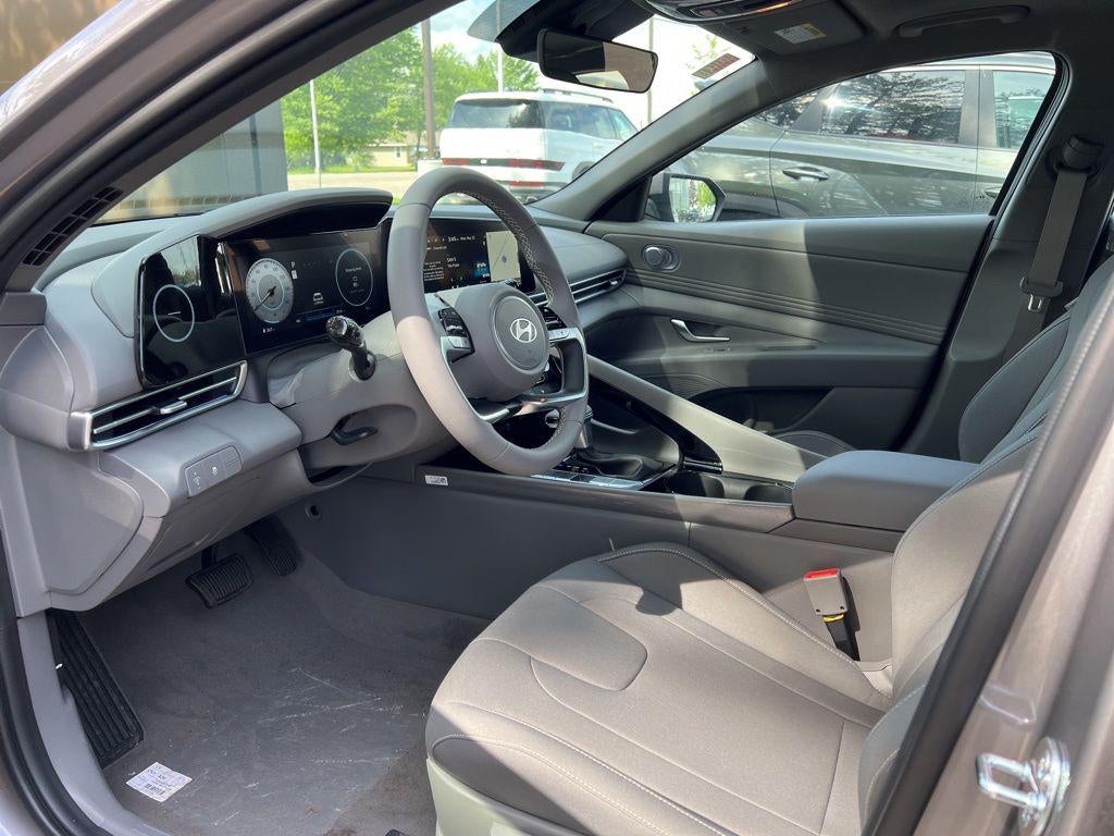 2024 Hyundai ELANTRA SEL Convenience