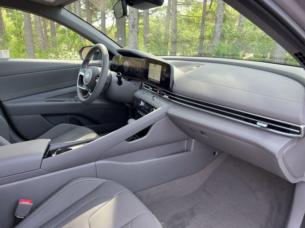 2024 Hyundai ELANTRA SEL Convenience