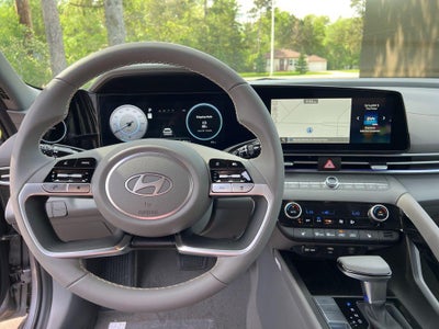 2024 Hyundai ELANTRA SEL Convenience