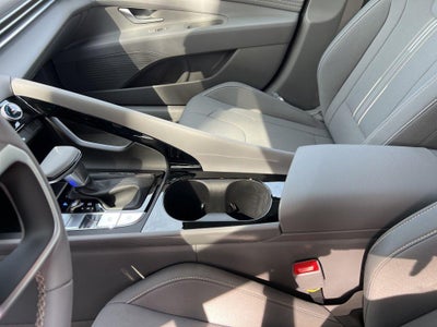 2024 Hyundai ELANTRA SEL Convenience