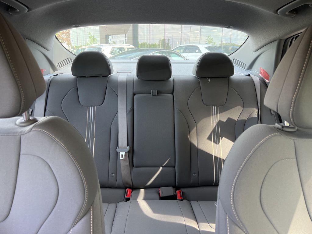 2024 Hyundai ELANTRA SEL Convenience