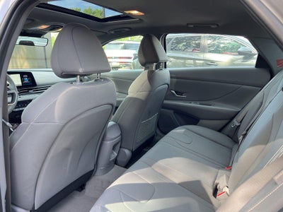 2024 Hyundai ELANTRA SEL Convenience
