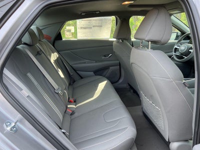 2024 Hyundai ELANTRA SEL Convenience