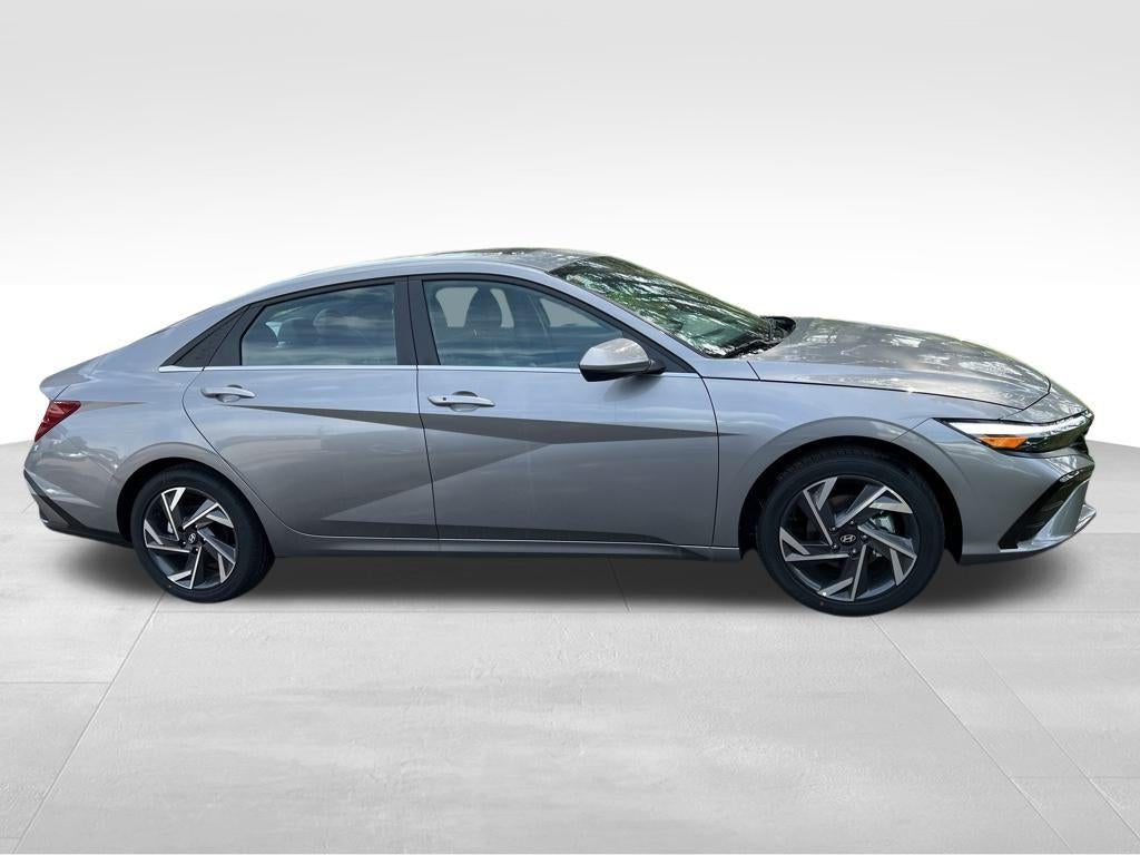 2024 Hyundai ELANTRA SEL Convenience