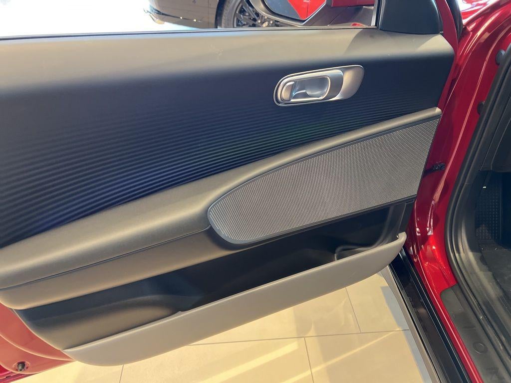 2025 Hyundai IONIQ 6 SEL